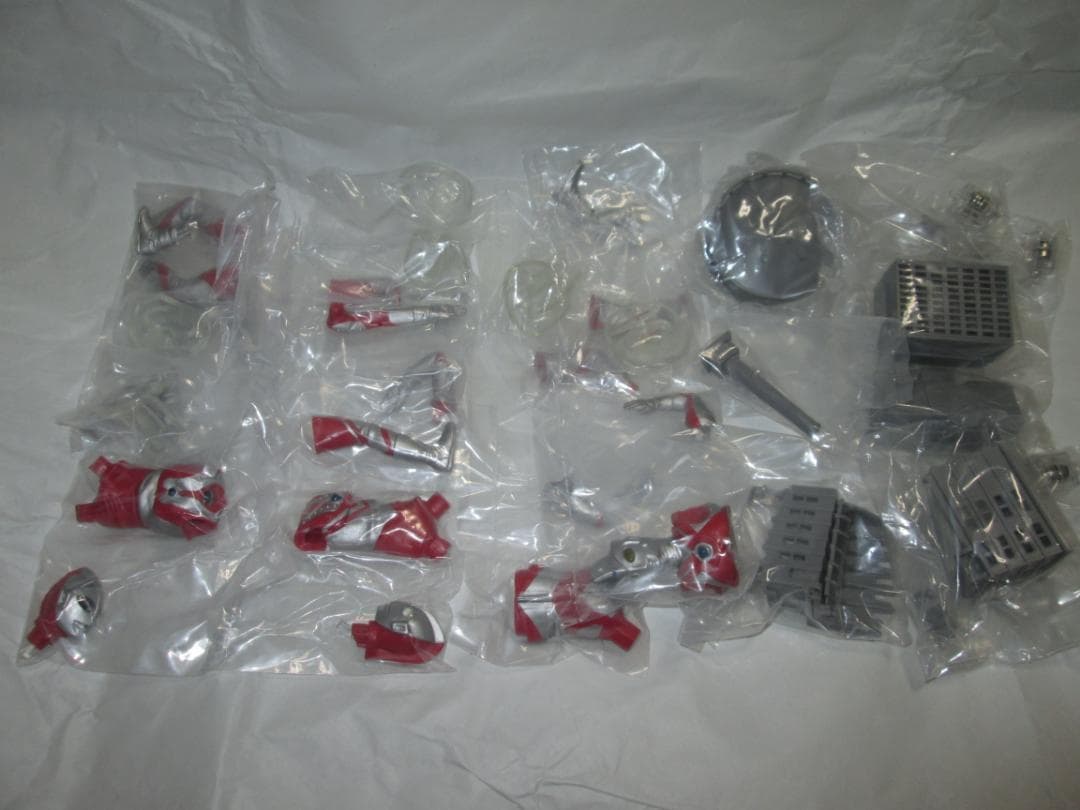 新品未開封 アルティメットルミナス キングジョー ウルトラ6兄弟