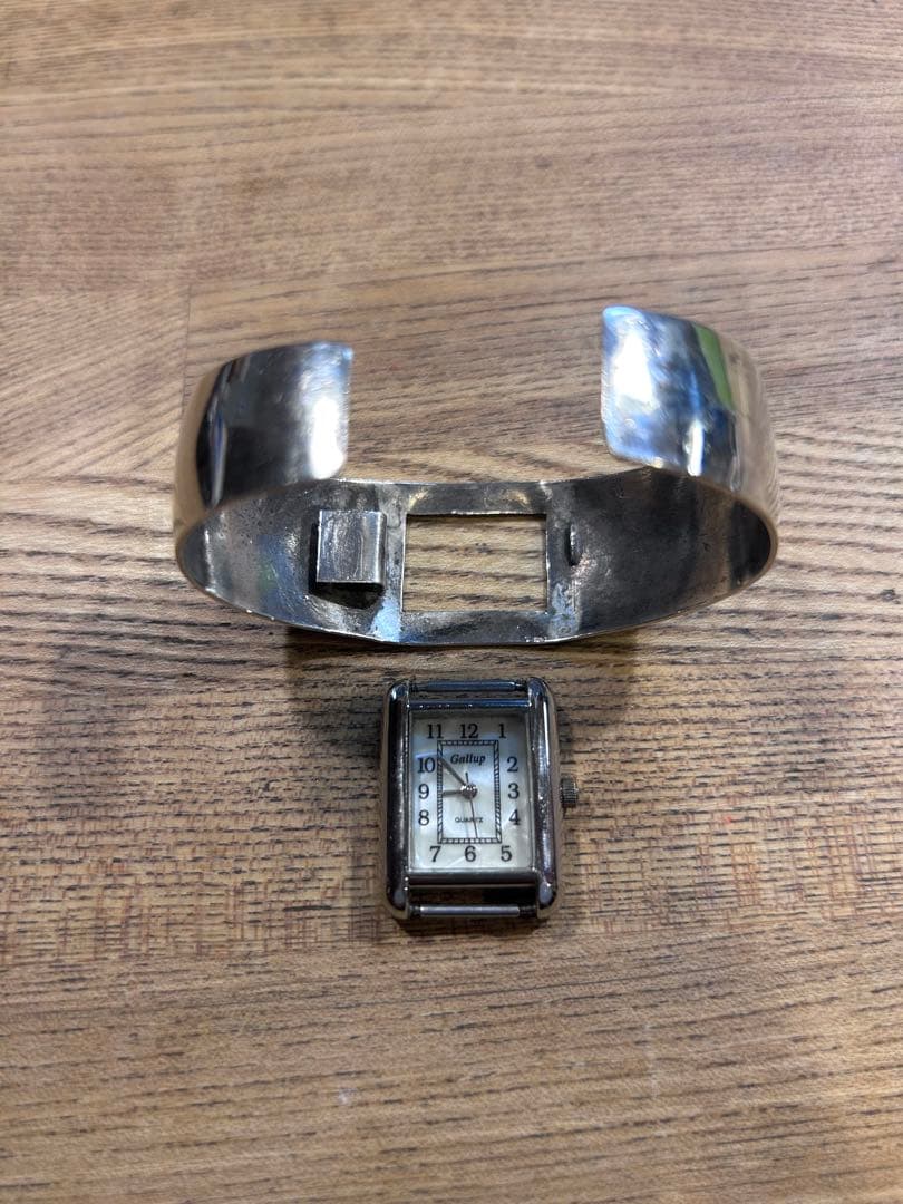 ブルウメン ナバホ バングルウォッチ