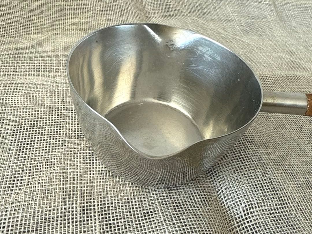 北欧　デンマーク　アンティークのステンレス製片手鍋 木製ハンドル付き