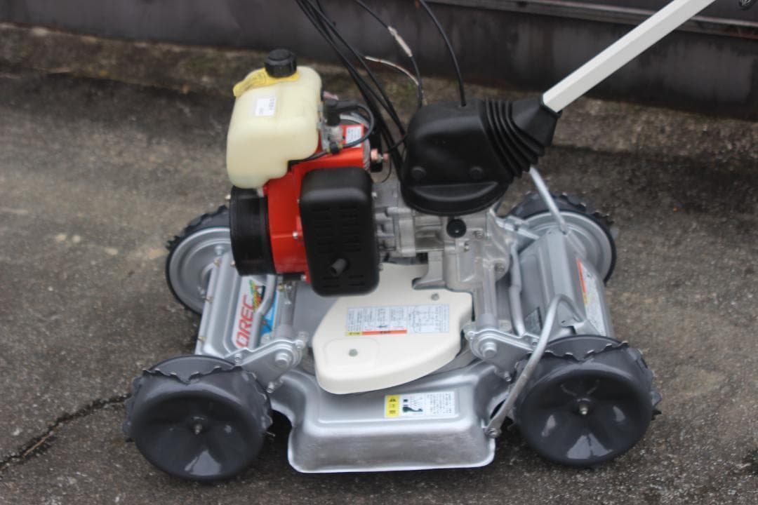 草刈機　オーレック　スパイダーモアー　SP850A　４WD　爪新品　ブレーキ付き