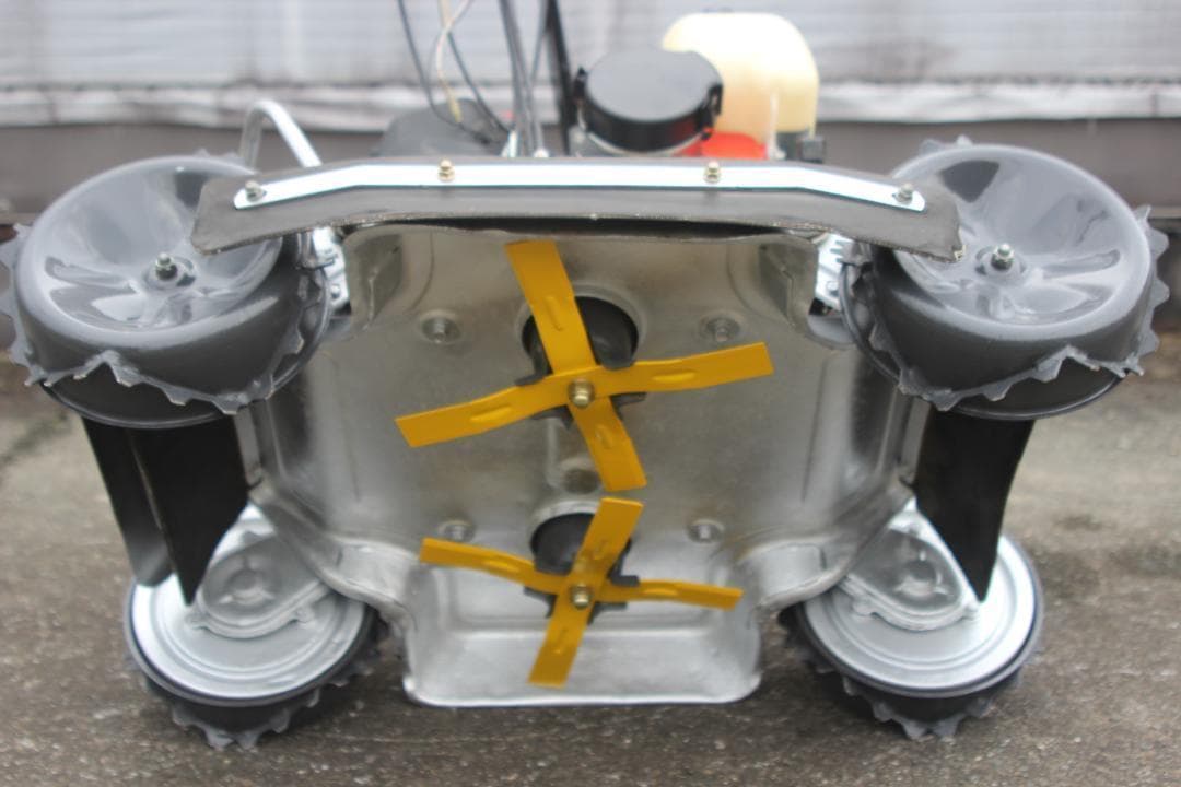 草刈機　オーレック　スパイダーモアー　SP850A　４WD　爪新品　ブレーキ付き