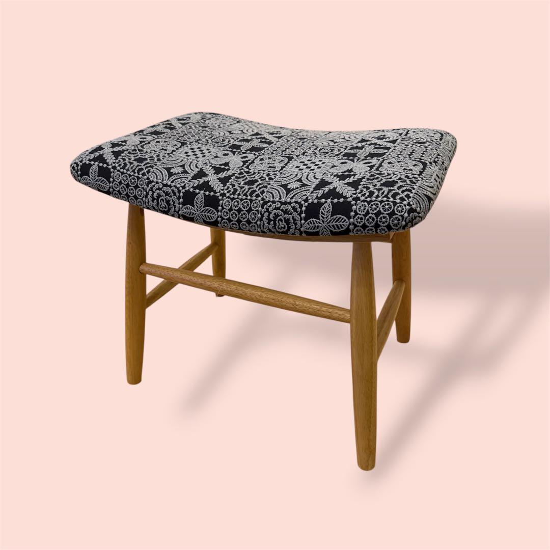 ミナペルホネン　生地使用　スツール オットマン　チェア　イス　椅子　インテリア