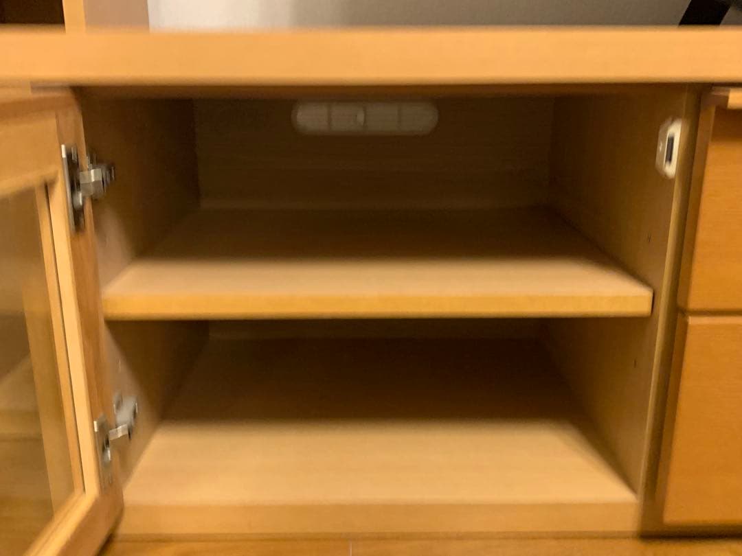 ハイタイプのテレビボード