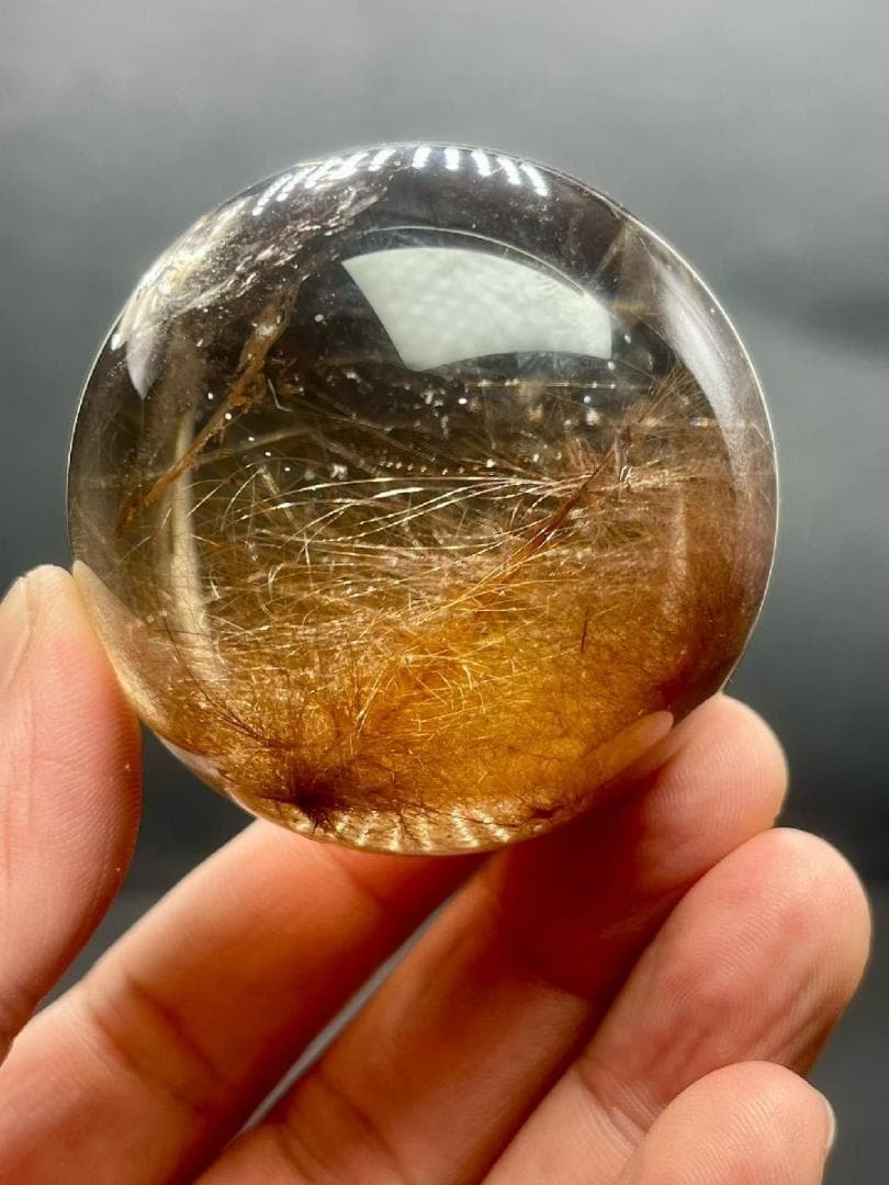 AAAA級天然ゴールドルチルクォーツ丸玉B0101/YS/95242/1680A