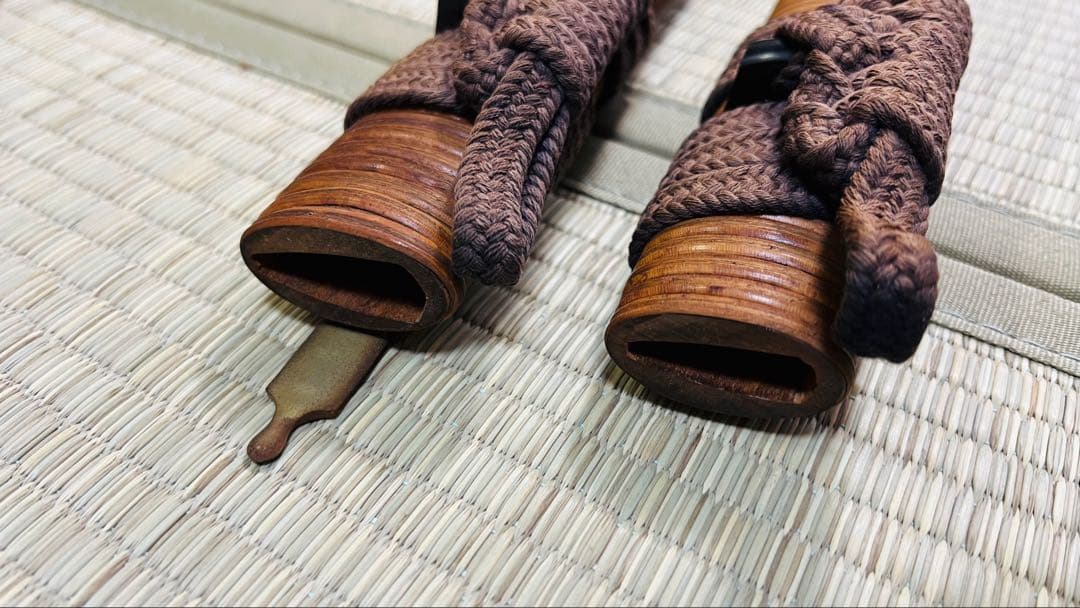 模造刀 大小 2振りセット 藤巻 鍔付き雲龍拵 笄付き 250519-4