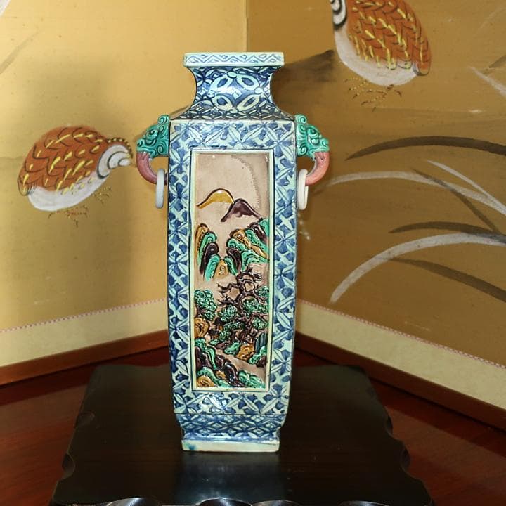 【アンティーク・骨董】逸品　九谷焼　彫刻彫り　耳付花瓶　古九谷風　糠川清章