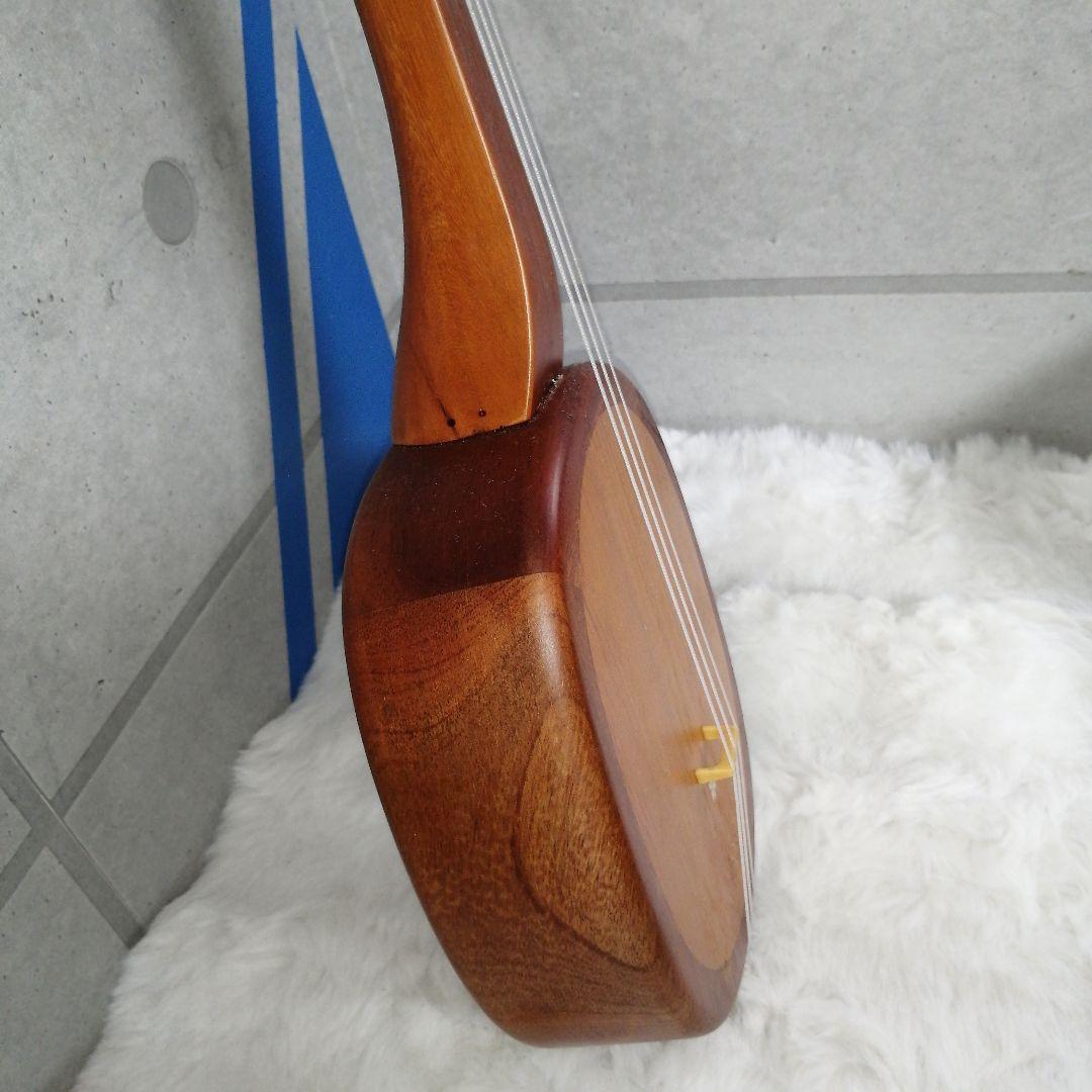 木の三線　沖縄　木製　皮張らないタイプ　三線