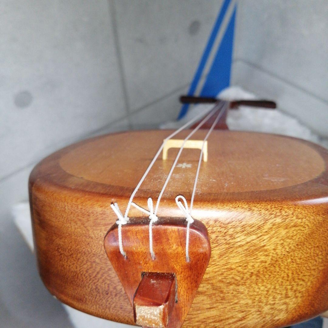 木の三線　沖縄　木製　皮張らないタイプ　三線
