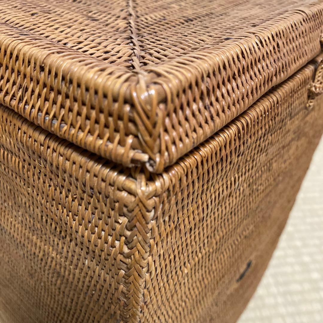 アタ 収納ボックス　蓋付き