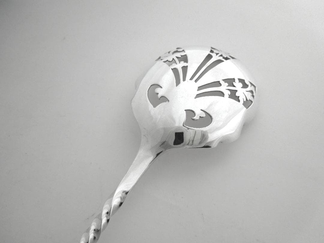 イギリス　ピアッシング　シルバーサービングスプーン　純銀