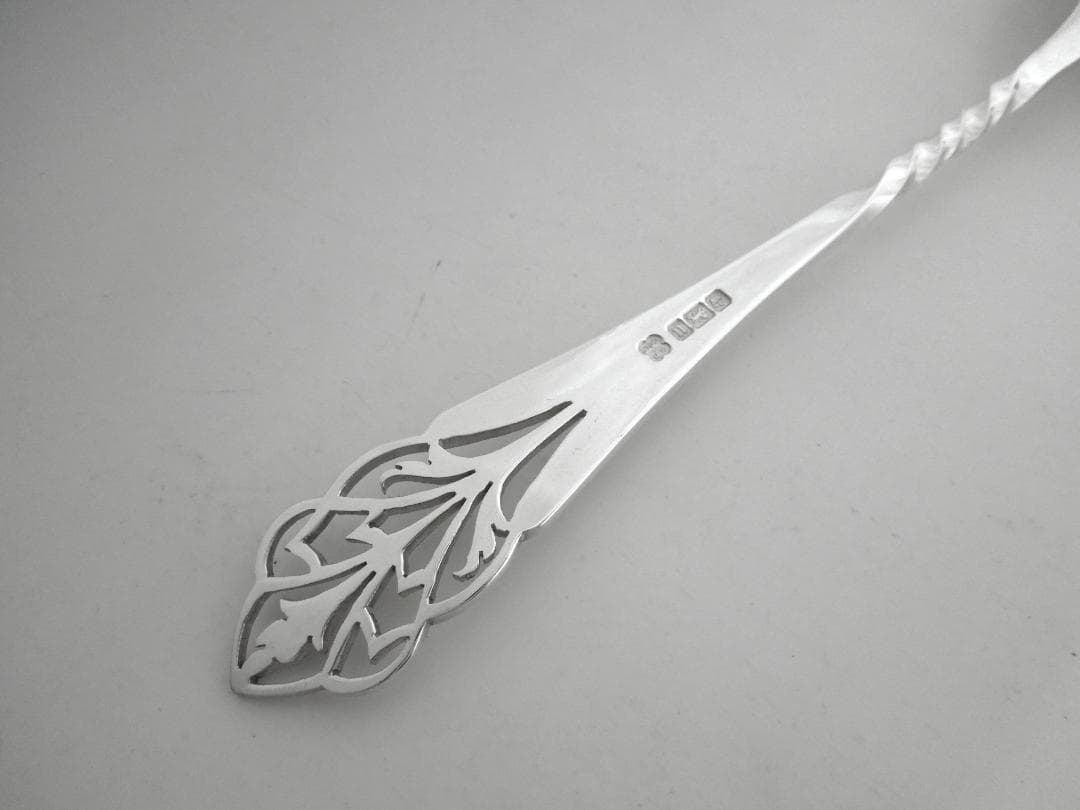 イギリス　ピアッシング　シルバーサービングスプーン　純銀