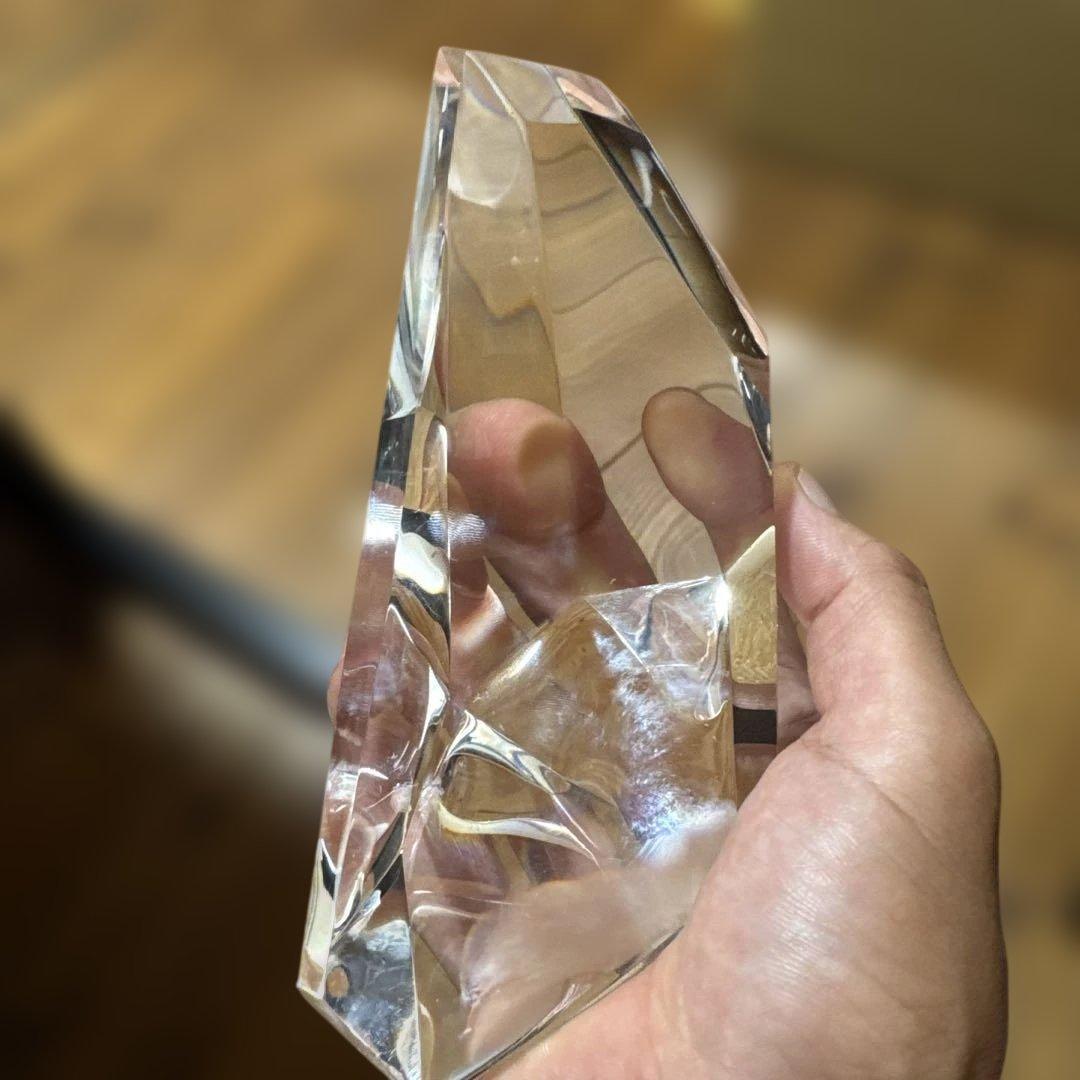 【極上品】超透明　水晶カット　高級台座　フリーフォーム　ブラジル産