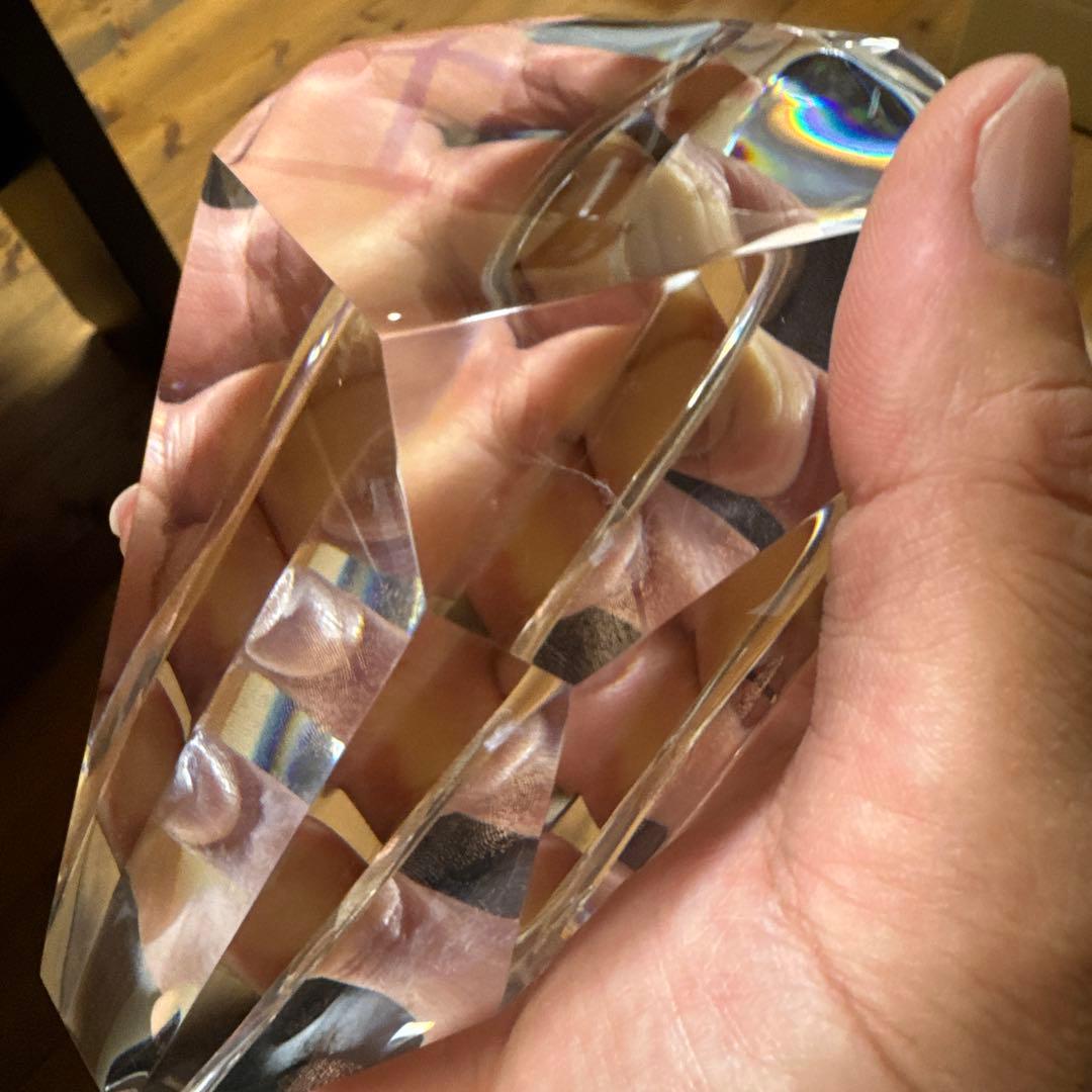 【極上品】超透明　水晶カット　高級台座　フリーフォーム　ブラジル産