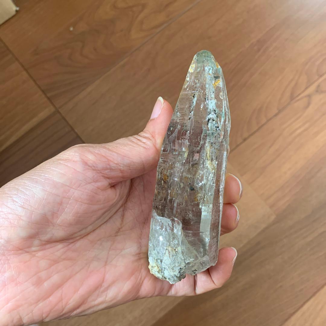 ヒマラヤ水晶　パキスタン　透明度最高レベル