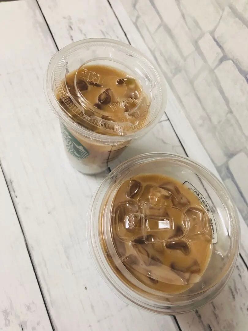 やぶ　食品サンプル　スタバ　セブンイレブン　カフェラテ