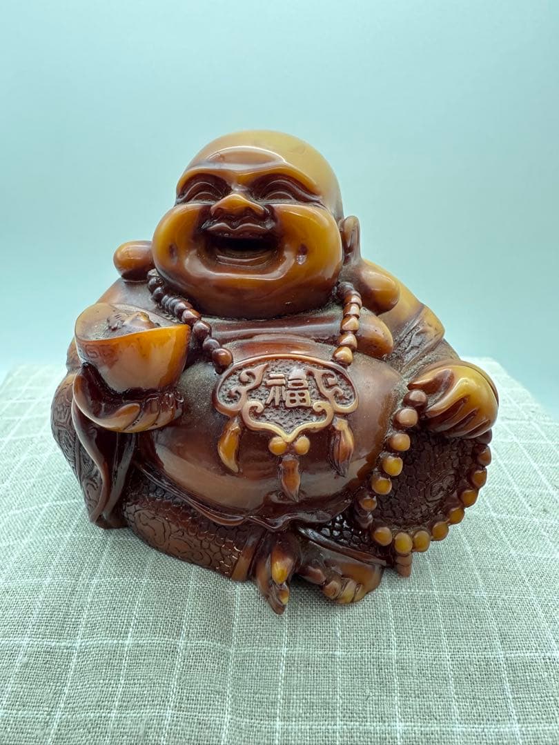 ☆☆ 遺品整理品☆☆ 琥珀 蜜蜡 アンティーク品 弥勒仏 レトロ948g箱がある