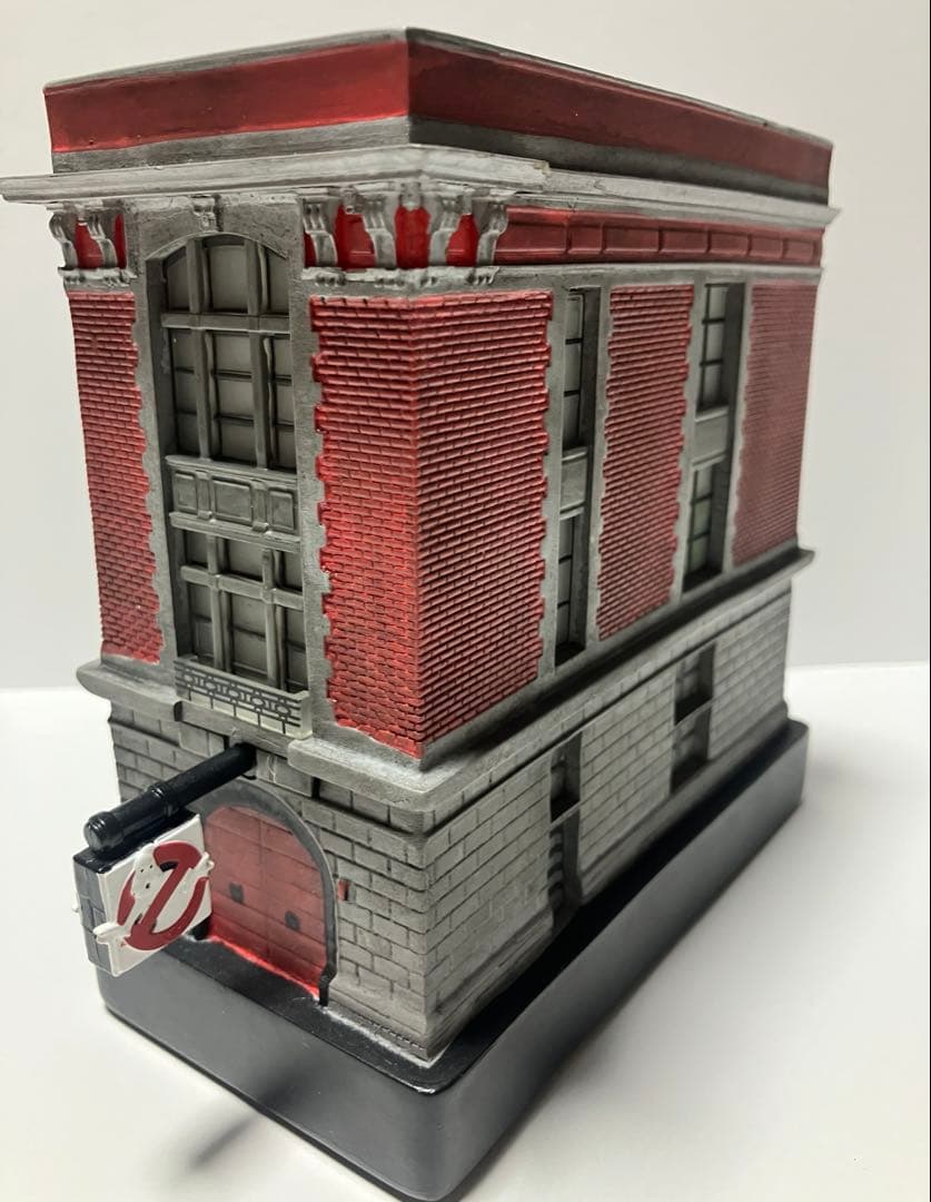 世界限定1984個 ゴーストバスターズ ライトアップスタチュー ファイアハウス