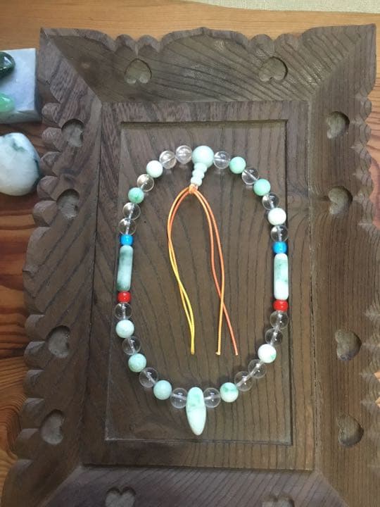 糸魚川翡翠と水晶の勾玉管玉片手念珠…(女性用)❤️