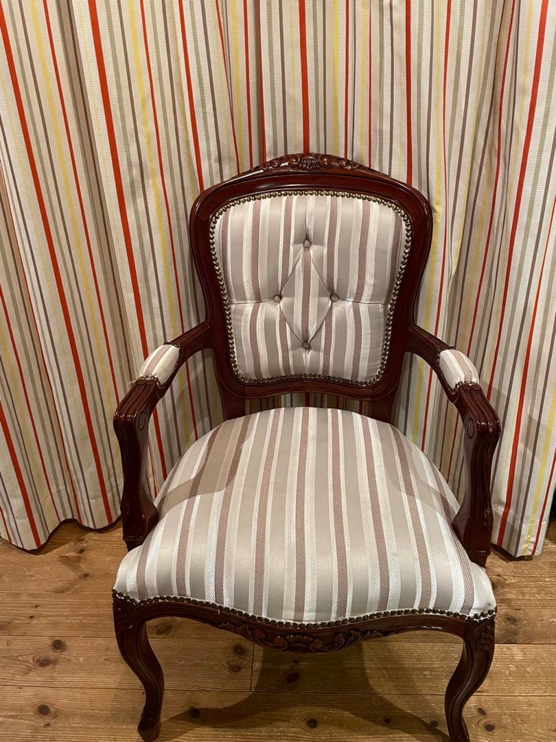アームチェア　マルシェチェア　ロココ調　アンティーク　猫脚　ダイニングチェア