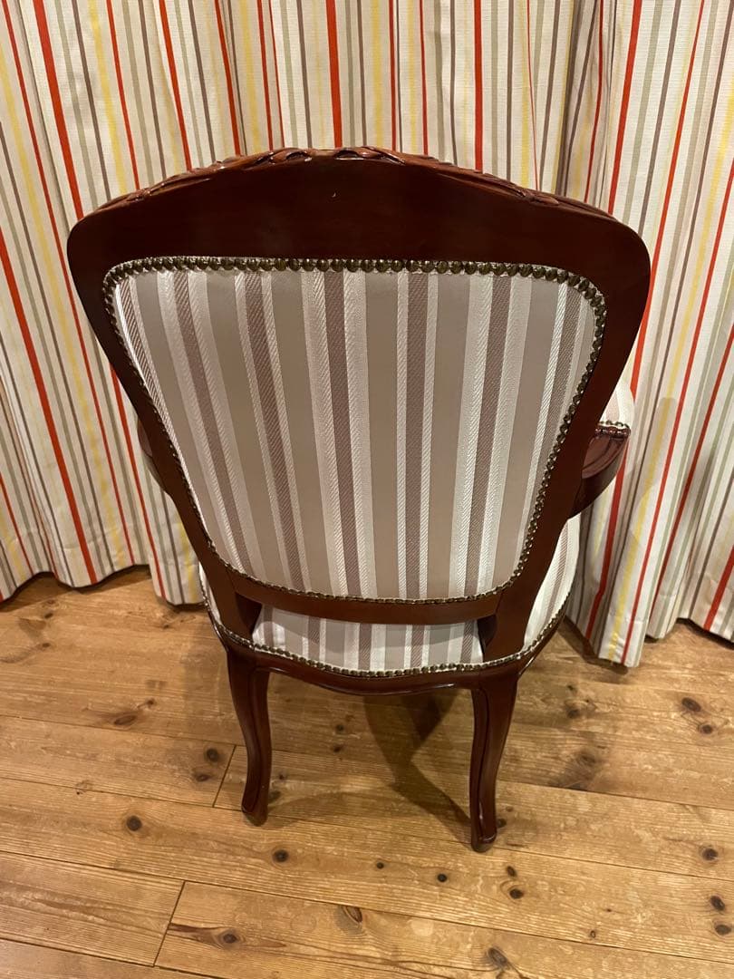 アームチェア　マルシェチェア　ロココ調　アンティーク　猫脚　ダイニングチェア