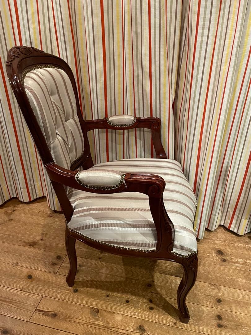アームチェア　マルシェチェア　ロココ調　アンティーク　猫脚　ダイニングチェア