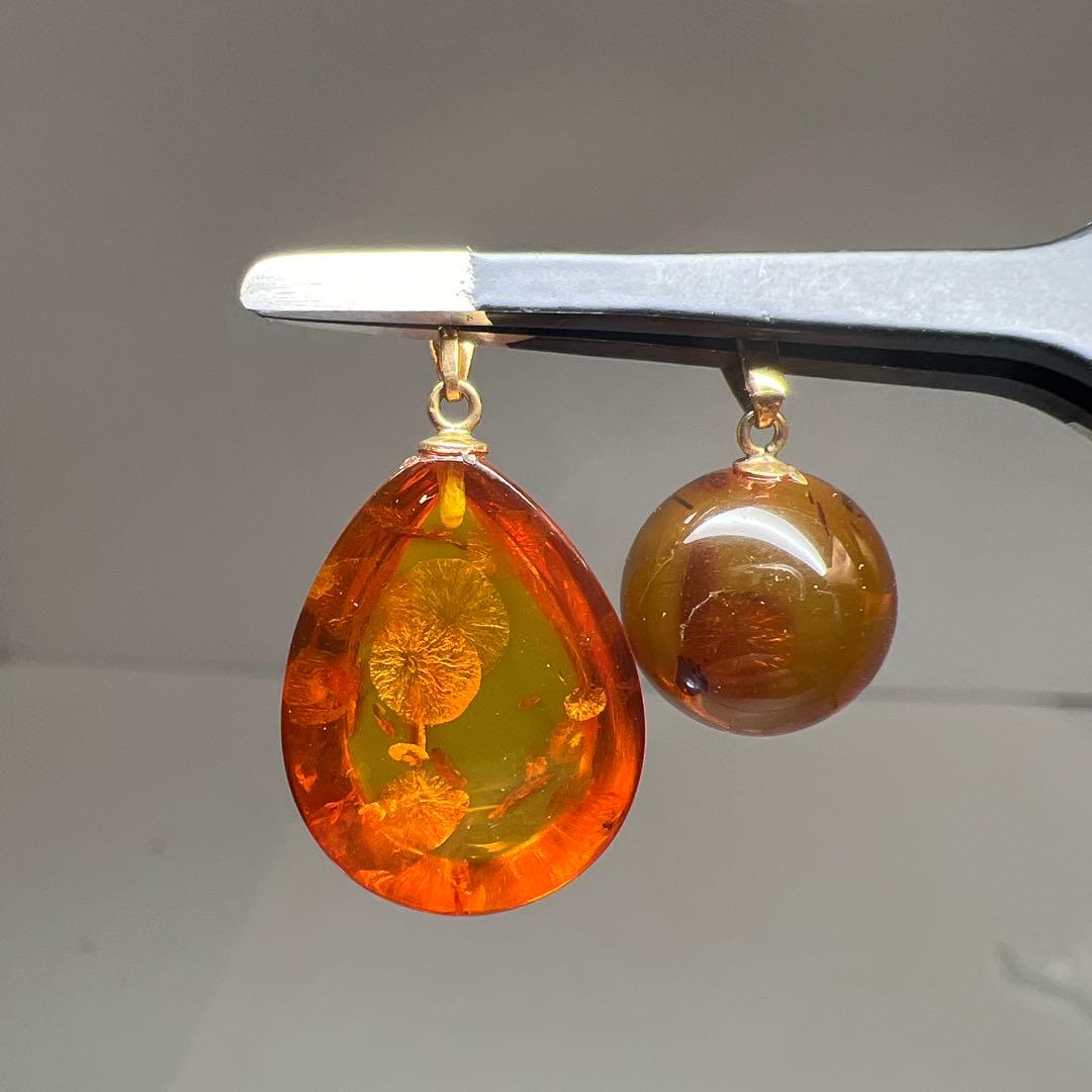 K18 本琥珀　ネックレストップ　2点　2.4g 東K7-1205☆2F