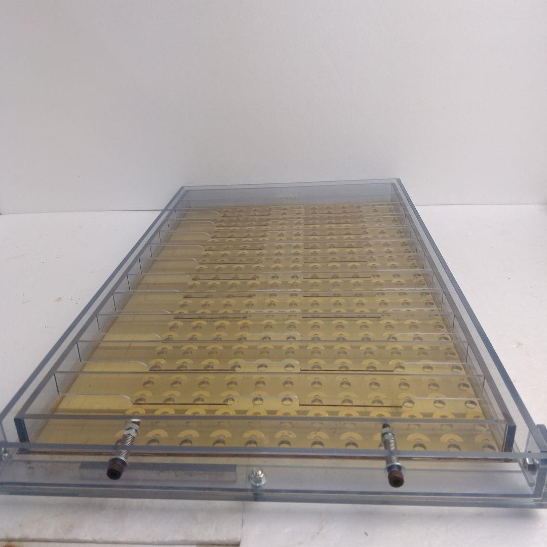 播種器 裸の王様 裸種子用 園芸 野菜 畑 花 種 288穴 3.3mm