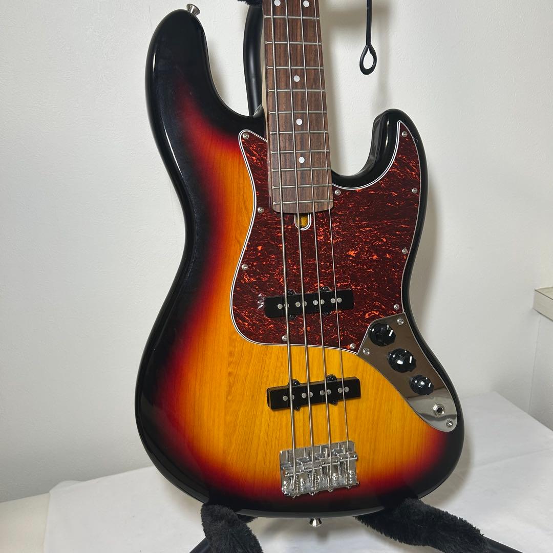 Bacchus サンバースト エレキベース