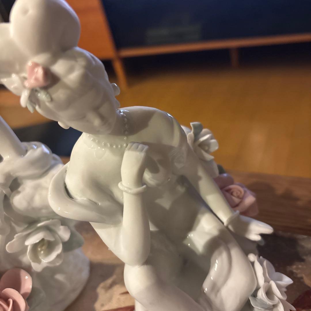 裸婦ヌード女性像の陶器置物4体セット