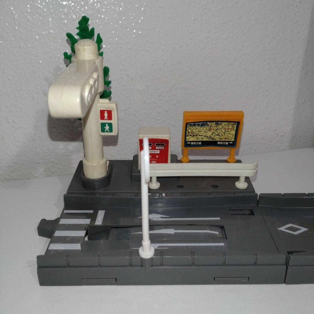 B/Oトミカ 信号機 レア 希少 どうろ モータートミカ - メルカリ