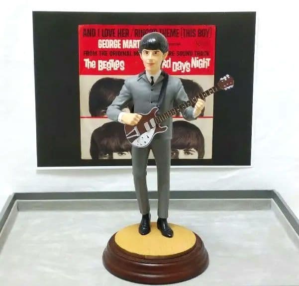 ビートルズAPPLE CORPS特注人形♣渋谷西武店舗BEATLESディスプレイ