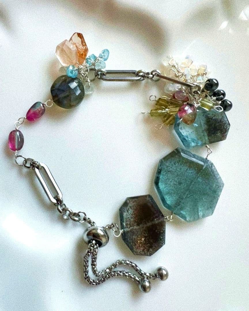 モスアクアマリンブレスレット　天然石ブレスレット　ラブラドライト　トルマリン