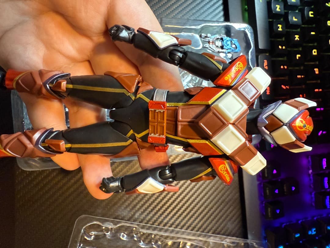 S.H.Figuarts 仮面ライダーヴァレン フィギュアーツ 仮面ライダーガヴ