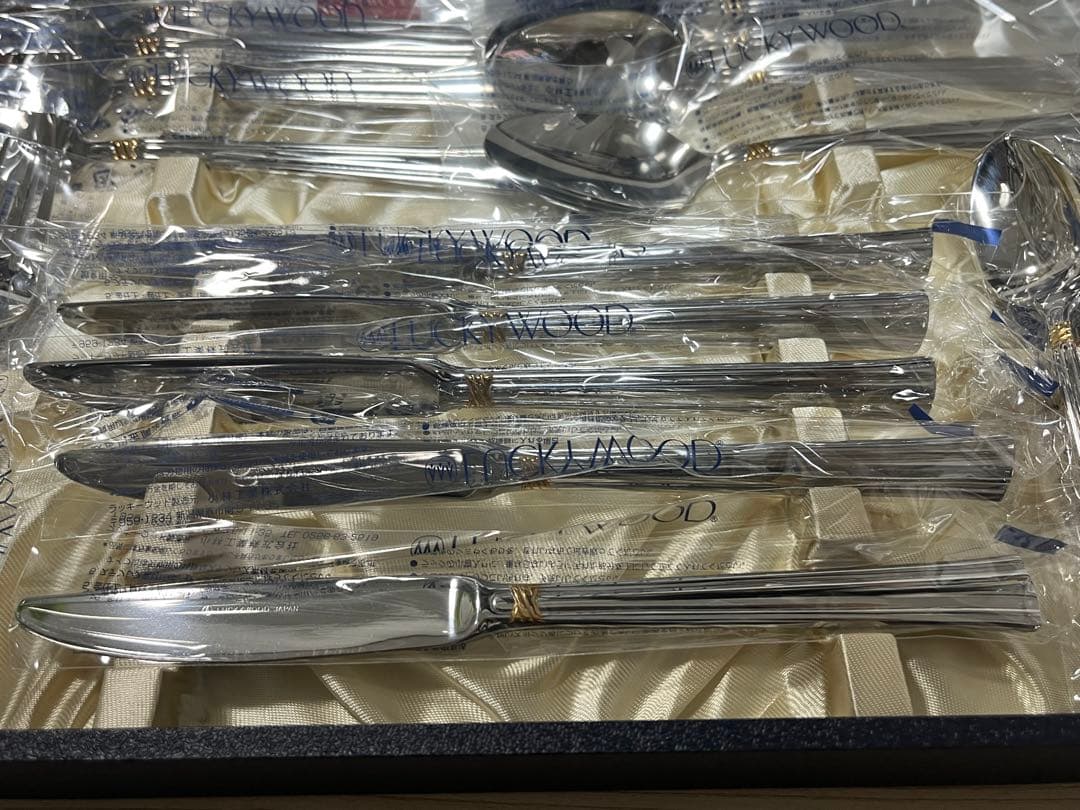 ラッキーウッド＊金彩＊エメラルド25pc ディナーセット