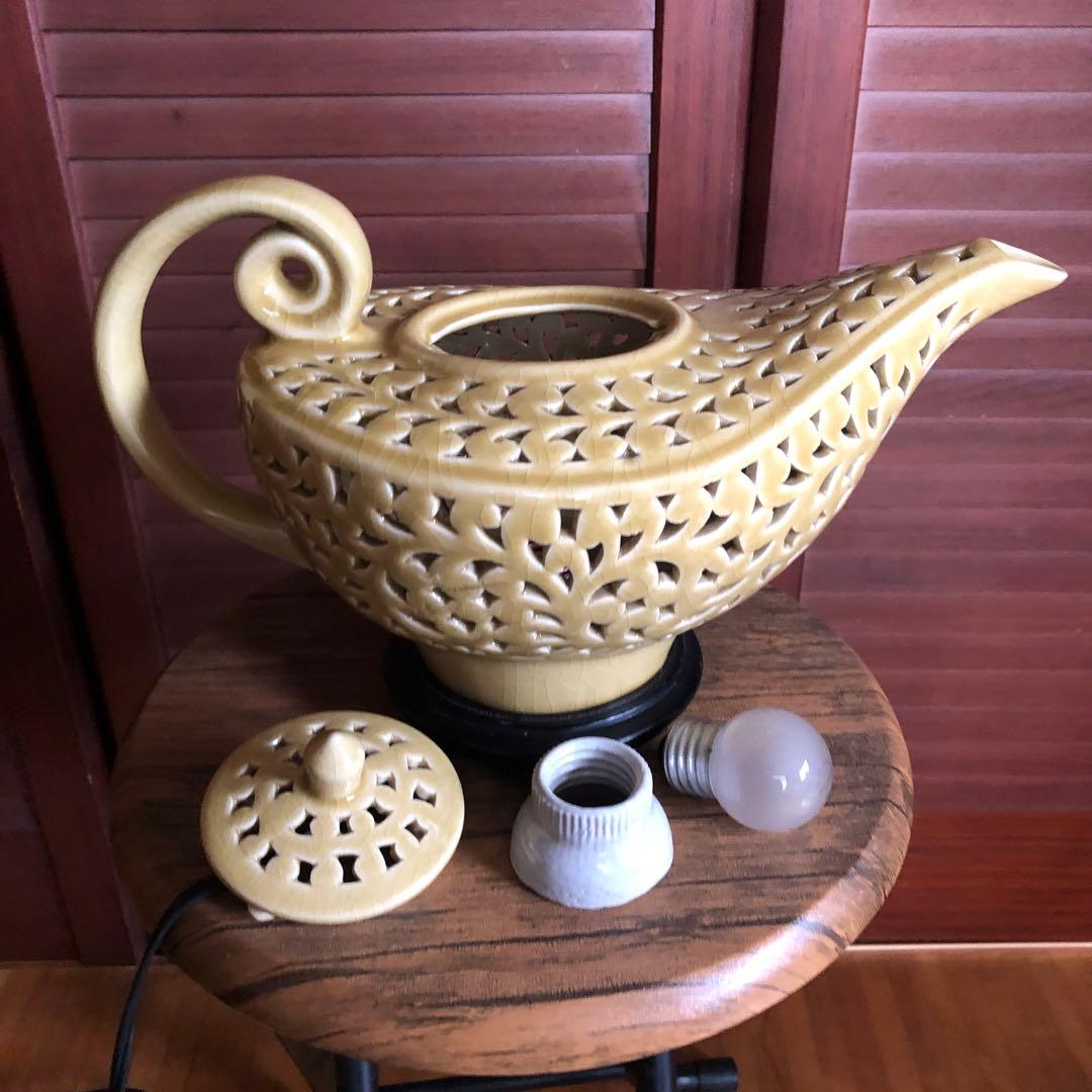 陶器製 魔法のランプ型 テーブルランプ 照明 ライト