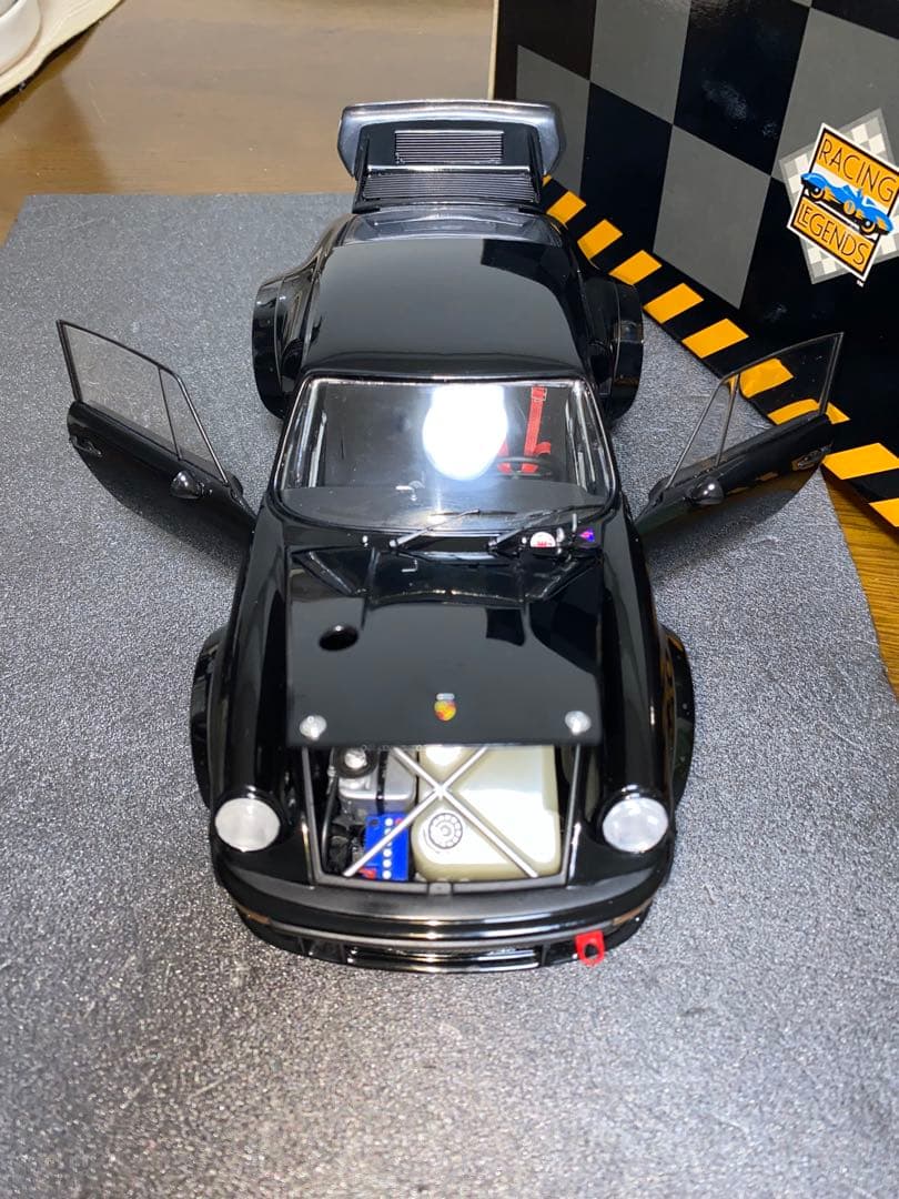 エグゾト 1/18 モデルカー 1976 ポルシェ 934 RSR - メルカリ