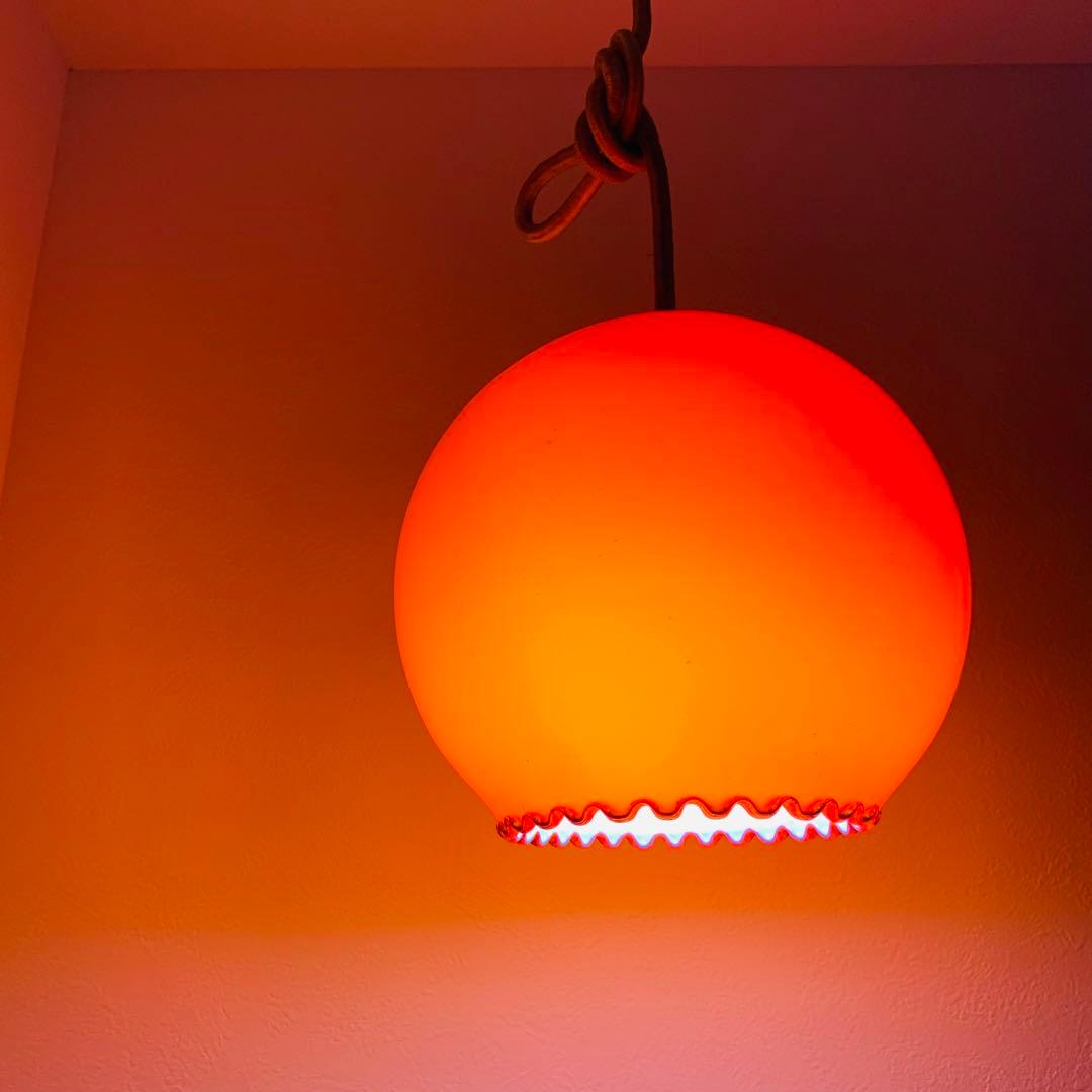 昭和レトロ レッドガラスシェード 赤 フリル ランプシェード レトロポップ