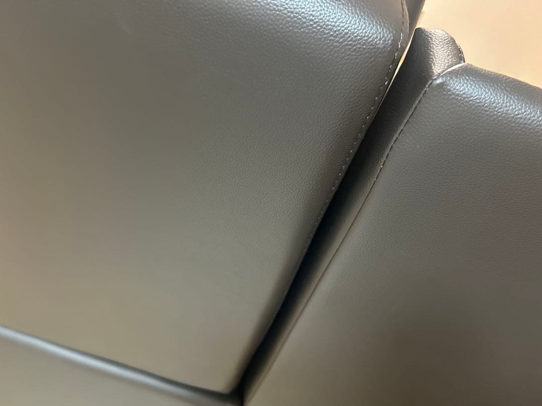 ニトリ3人掛けテーブル付き電動両側リクライニングソ ファNビリーバ