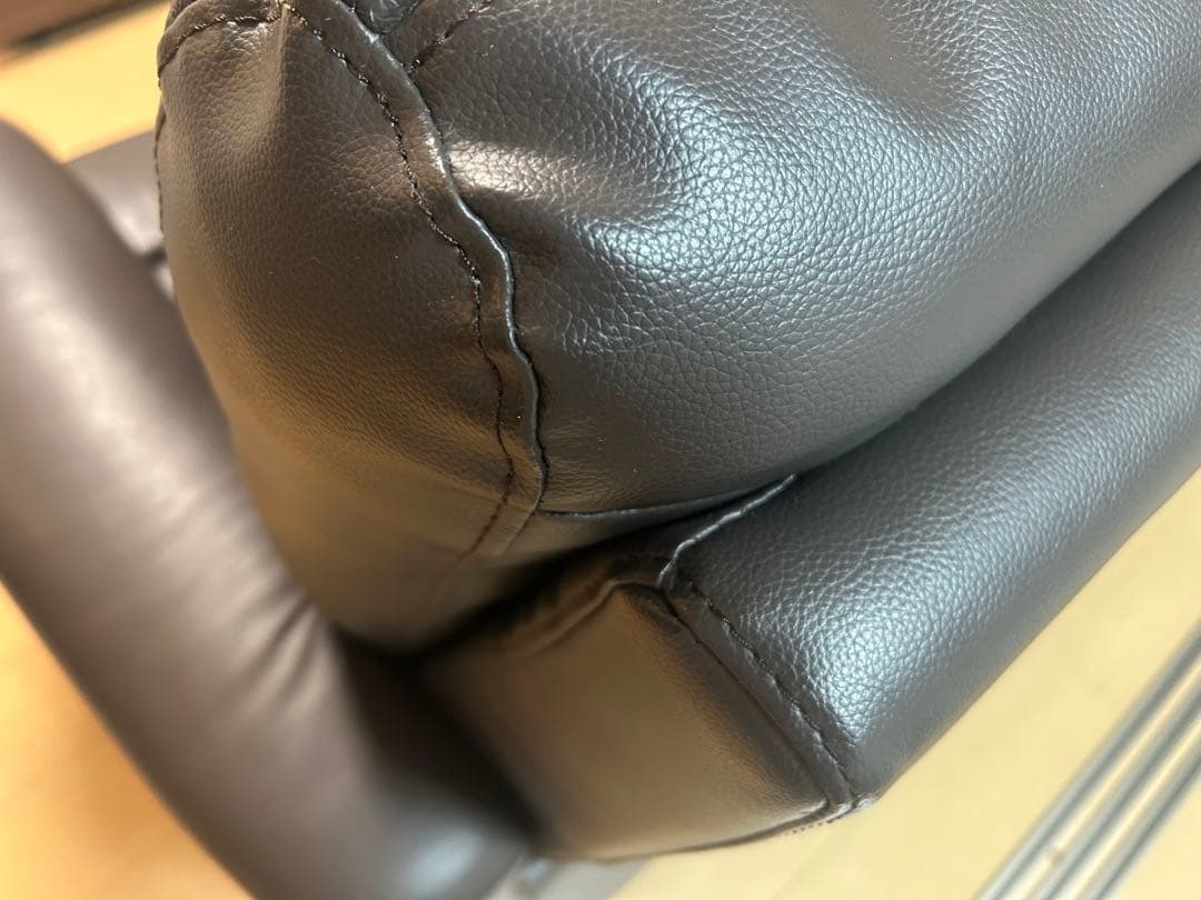 ニトリ3人掛けテーブル付き電動両側リクライニングソ ファNビリーバ