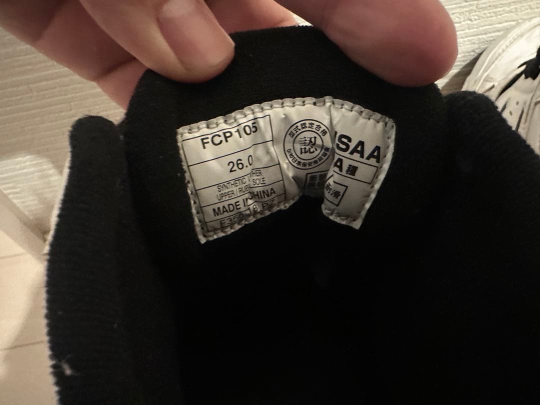 ASICS ハイカットシューズ ホワイト/ブラック