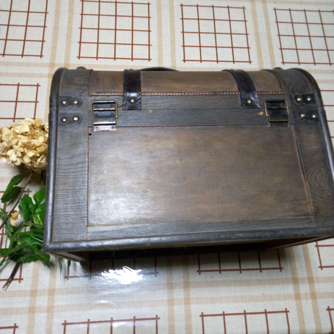 昭和レトロ　大型トランク型　収納木箱　花絵柄　インテリア