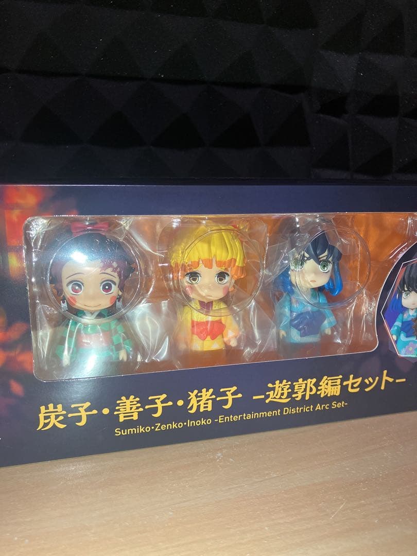 未開封品　figuarts mini　鬼滅の刃　炭子・善子・猪子　遊郭編セット