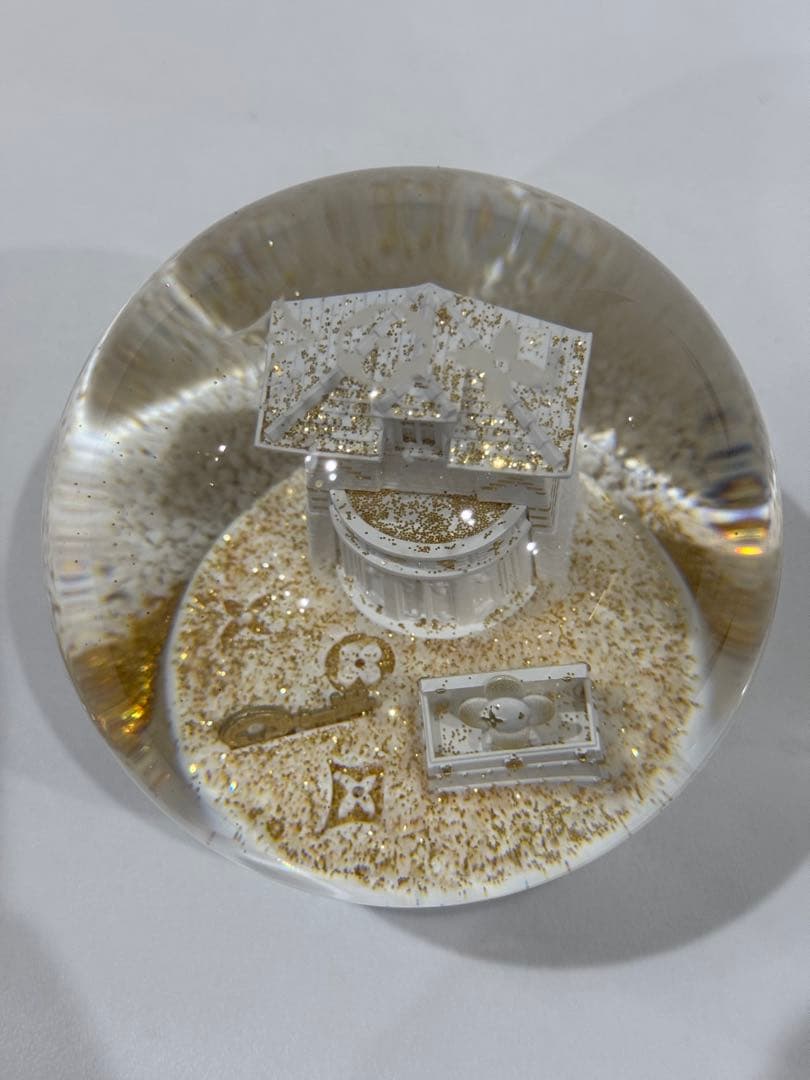 kKk Louis Vuitton スノードーム ホワイト 非売品