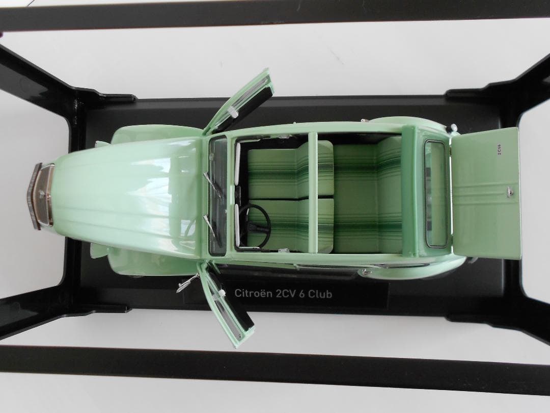 美品　1/18　ノレブ　シトロエン　2CV　ミントグリーン
