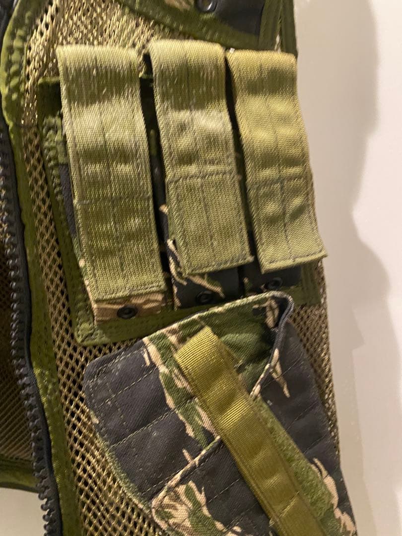 EAGLE タクティカルベスト Mサイズ 激レア　タイガーストライプ