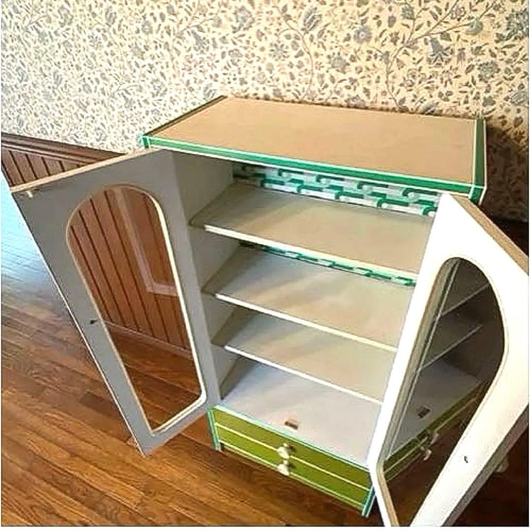 昭和レトロポップ　食器棚　飾り棚　本棚　アーチ窓　アンティーク　グリーン　緑