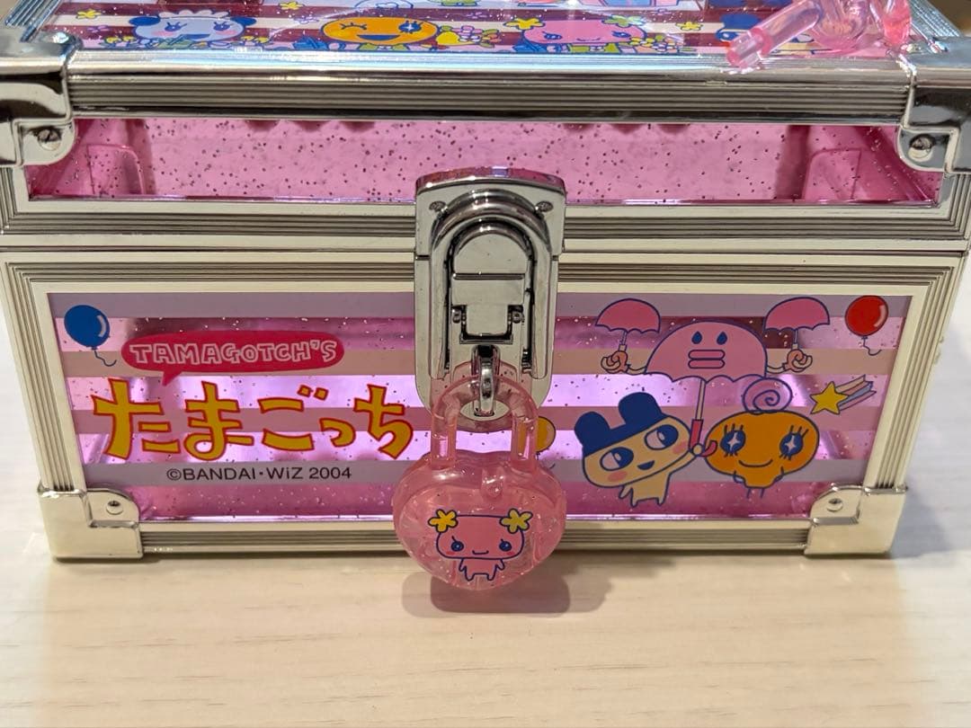 美品】たまごっち 収納ボックス 2004年製 ピンク - メルカリ