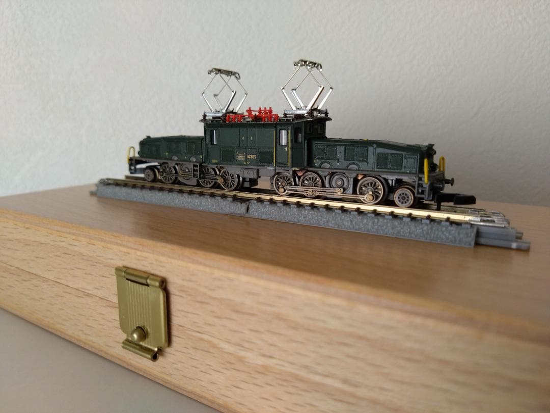 märklin Zゲージ Ce 6/8 III \"Krokodil\"