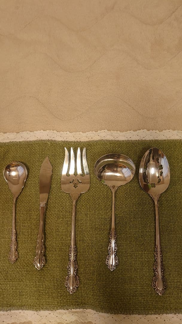 ONEIDA　オネイダ　カトラリーセット