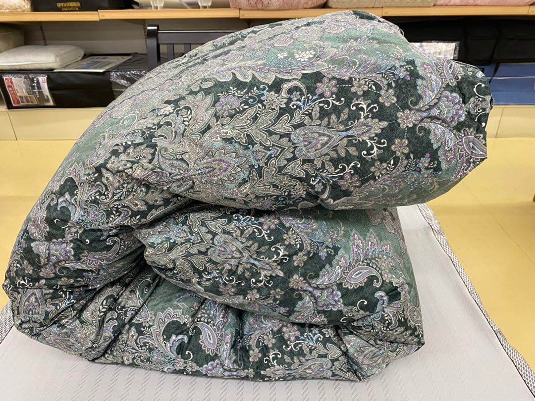 西川　羽毛掛け布団・産ホワイトグースダウン９３%・シングルサイズ